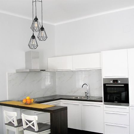 Apartman Neverin Appartement Rijeka Buitenkant foto