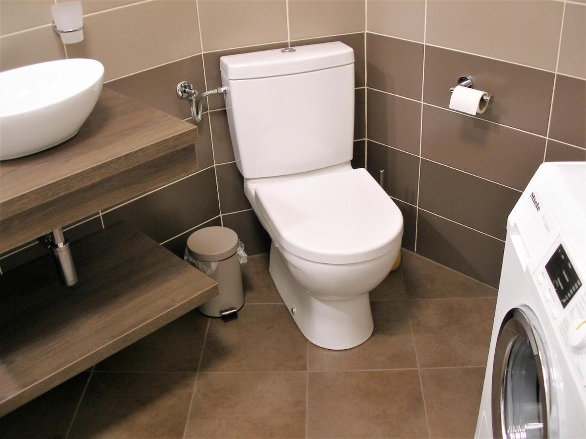 Apartman Neverin Appartement Rijeka Buitenkant foto