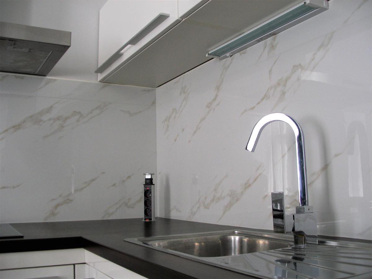 Apartman Neverin Appartement Rijeka Buitenkant foto