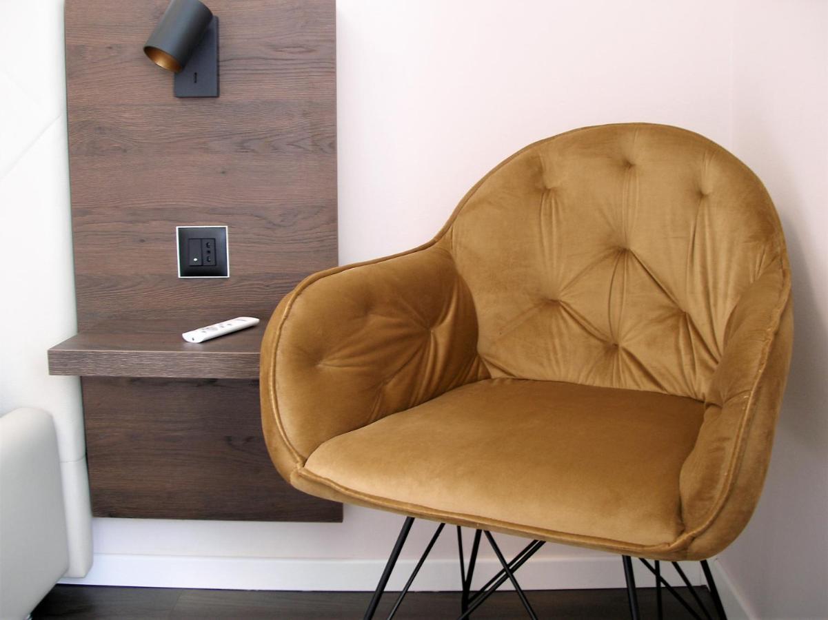 Apartman Neverin Appartement Rijeka Buitenkant foto