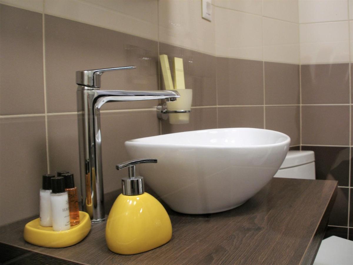 Apartman Neverin Appartement Rijeka Buitenkant foto